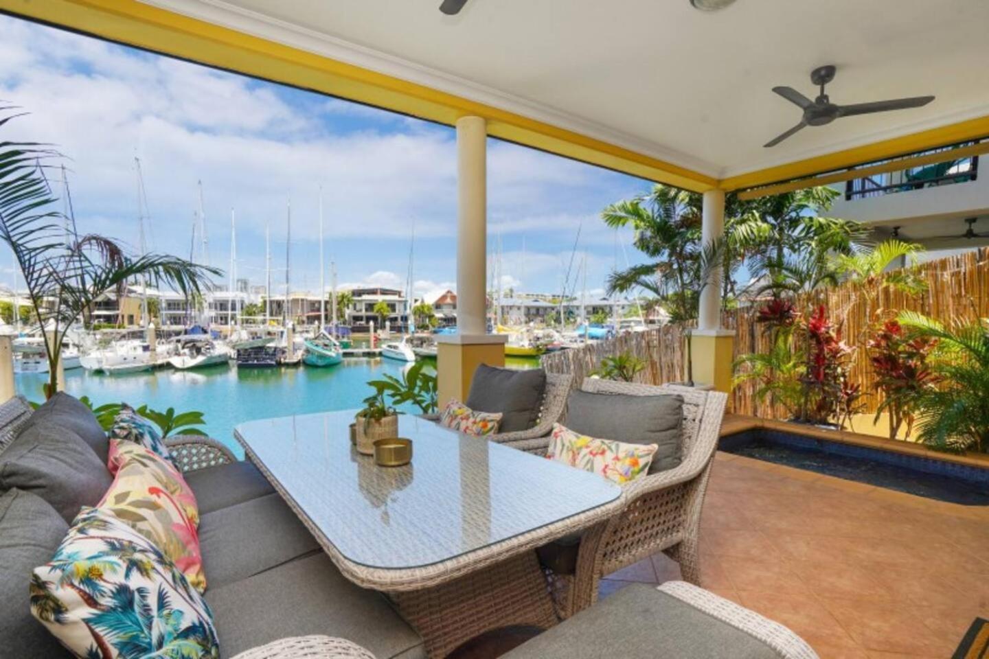 Marina View - Waterfront Stunner With Plunge Pool Villa Darwin Exterior photo