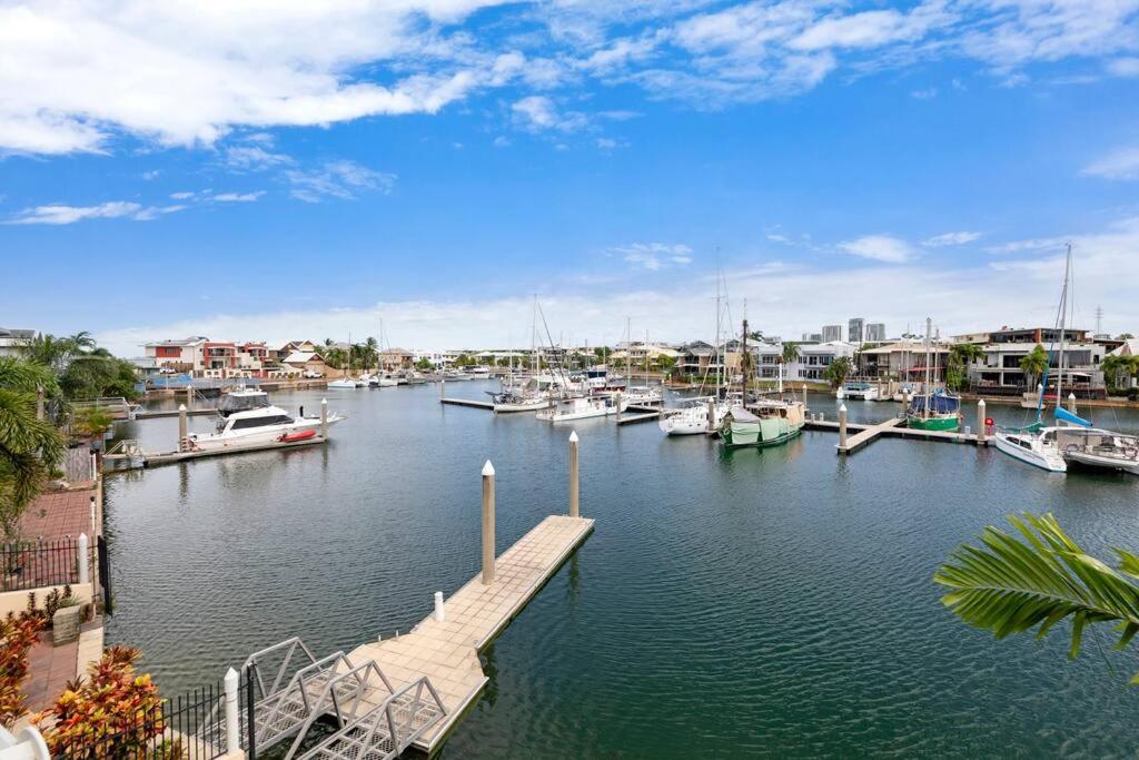 Marina View - Waterfront Stunner With Plunge Pool Villa Darwin Exterior photo